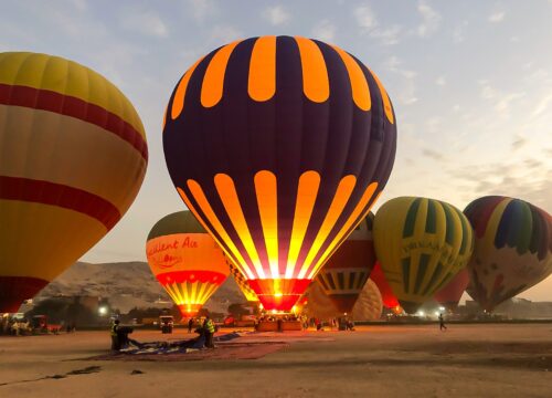 Visite nocturne privée de Louxor avec vol en montgolfière
